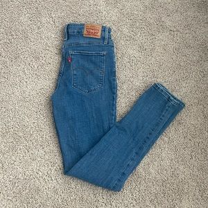 Womens Levi 721 high rise skinny jeans